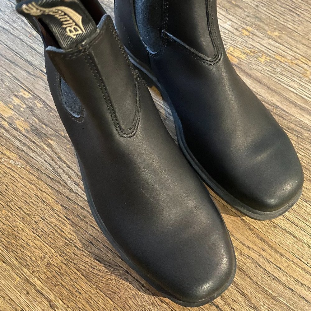 Blundstone Chelsea Boots Size US 8,  AU/UK 5